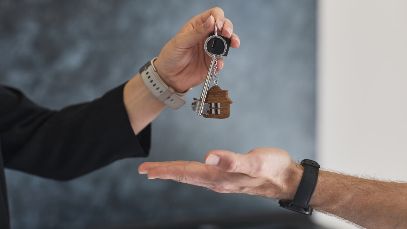 Getting keys to a new house