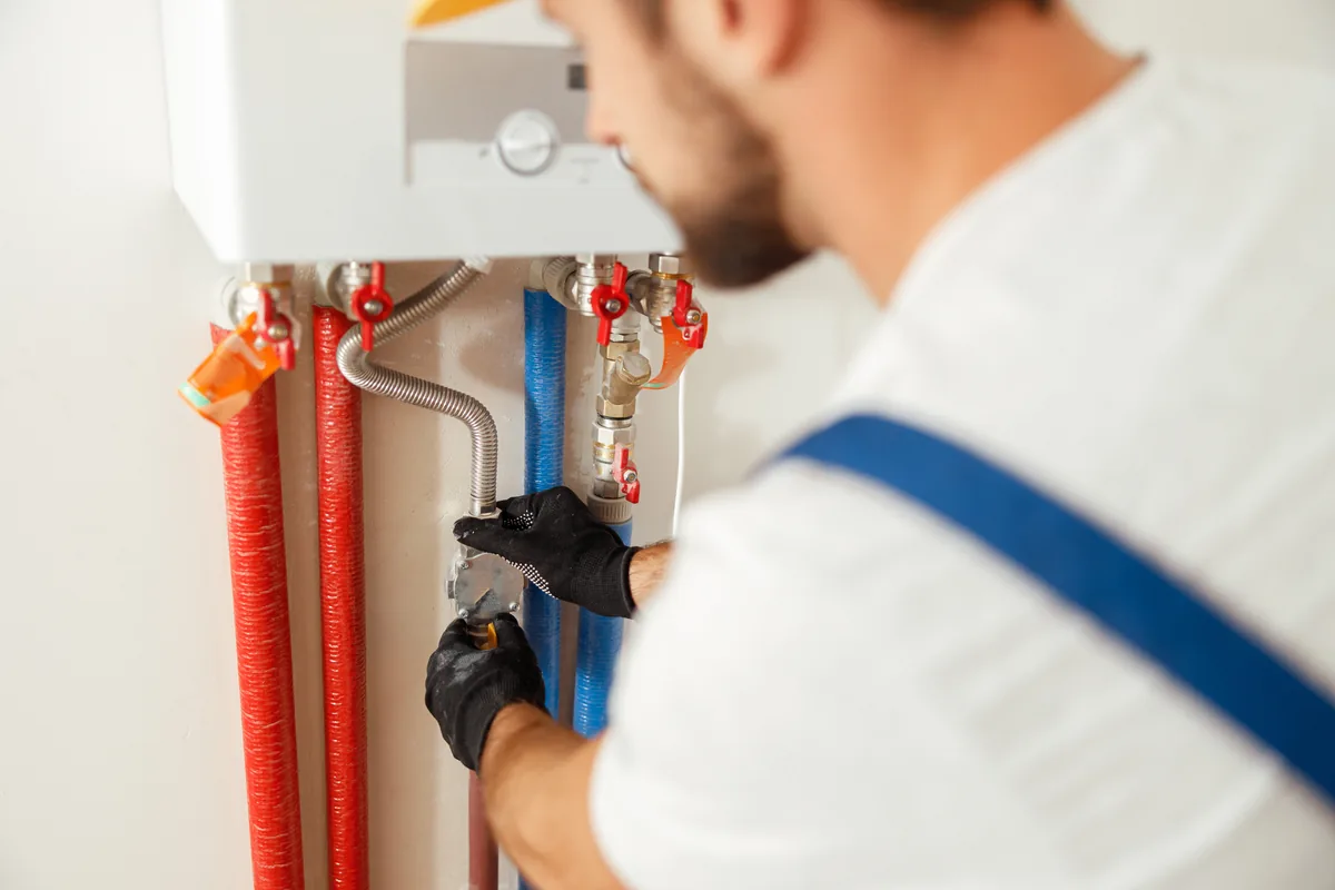 does insurance cover water heater leak